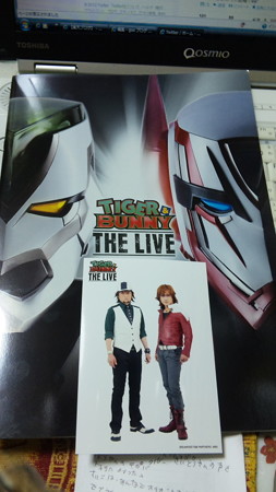TIGER ＆ BUNNY THE LIVEパンフレットとブロマイド